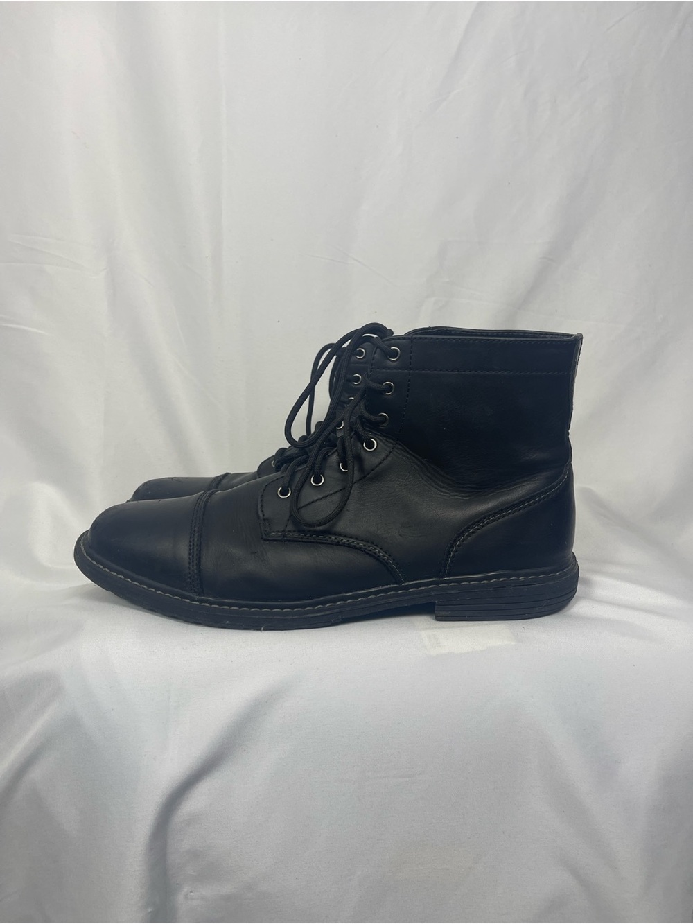 Classic Black Lace-Up Men's Leather Boots